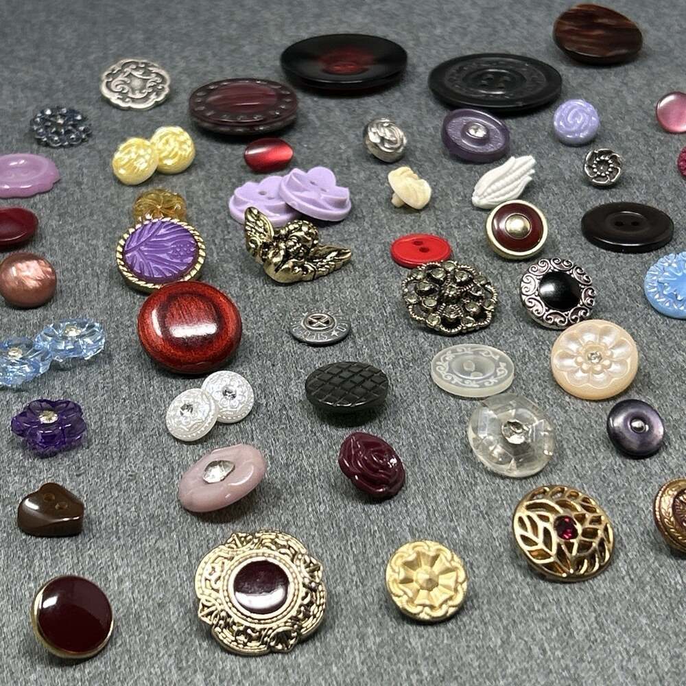 69pc Vintage Button Lot Mixed Metal Rhinestone Plastic Decorative Sewing Craft
